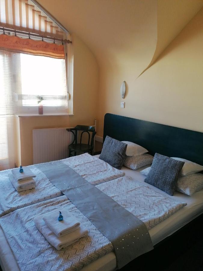 Bianco Apartment Sopron Exterior foto